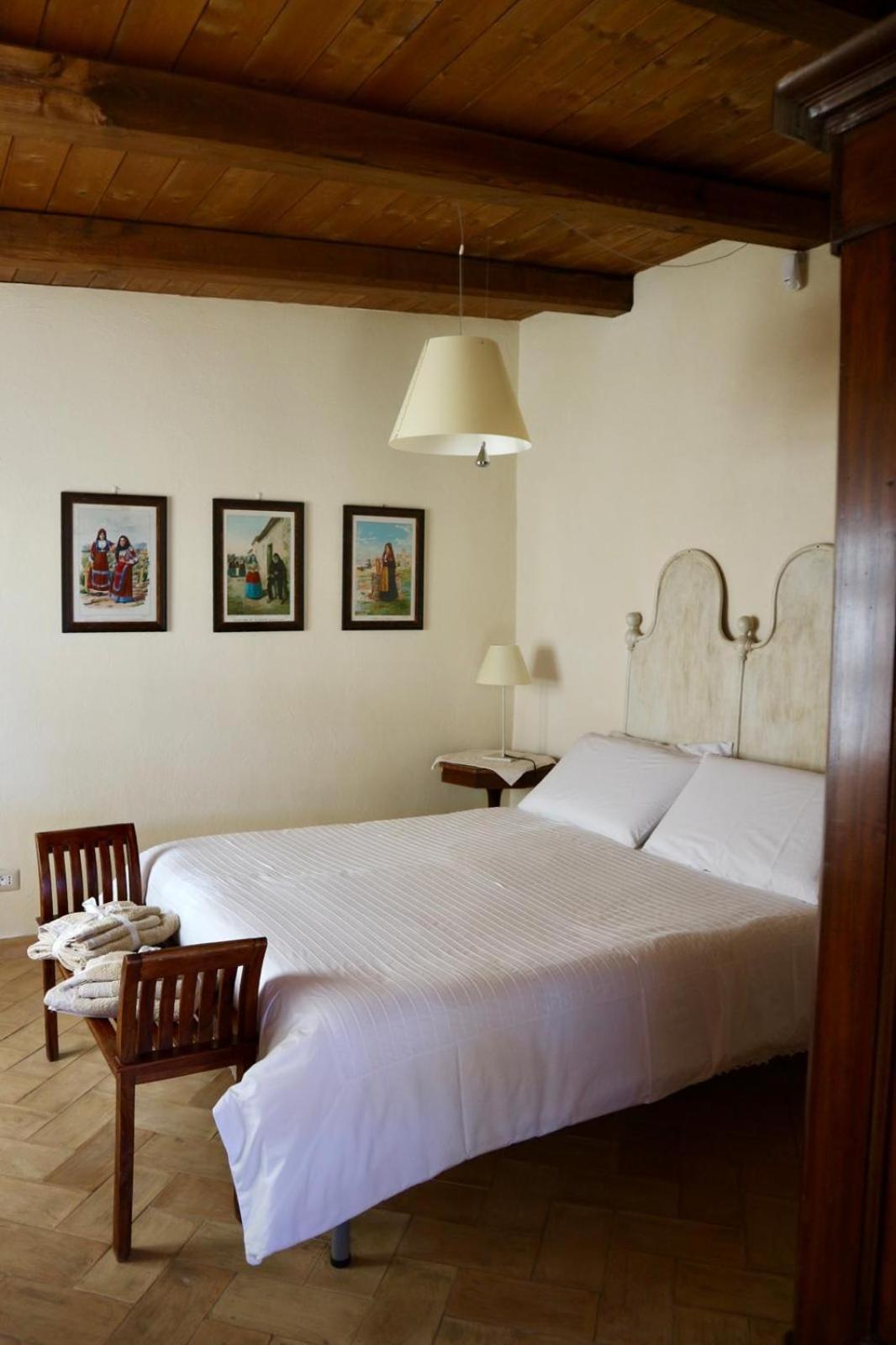 Monte Atena B&B Di Charme Stintino Rum bild